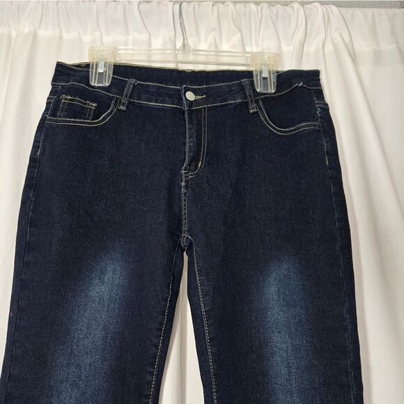 NVfelix Stretchy Flare Leg Dark Wash Jeans NWT - Picture 4 of 14